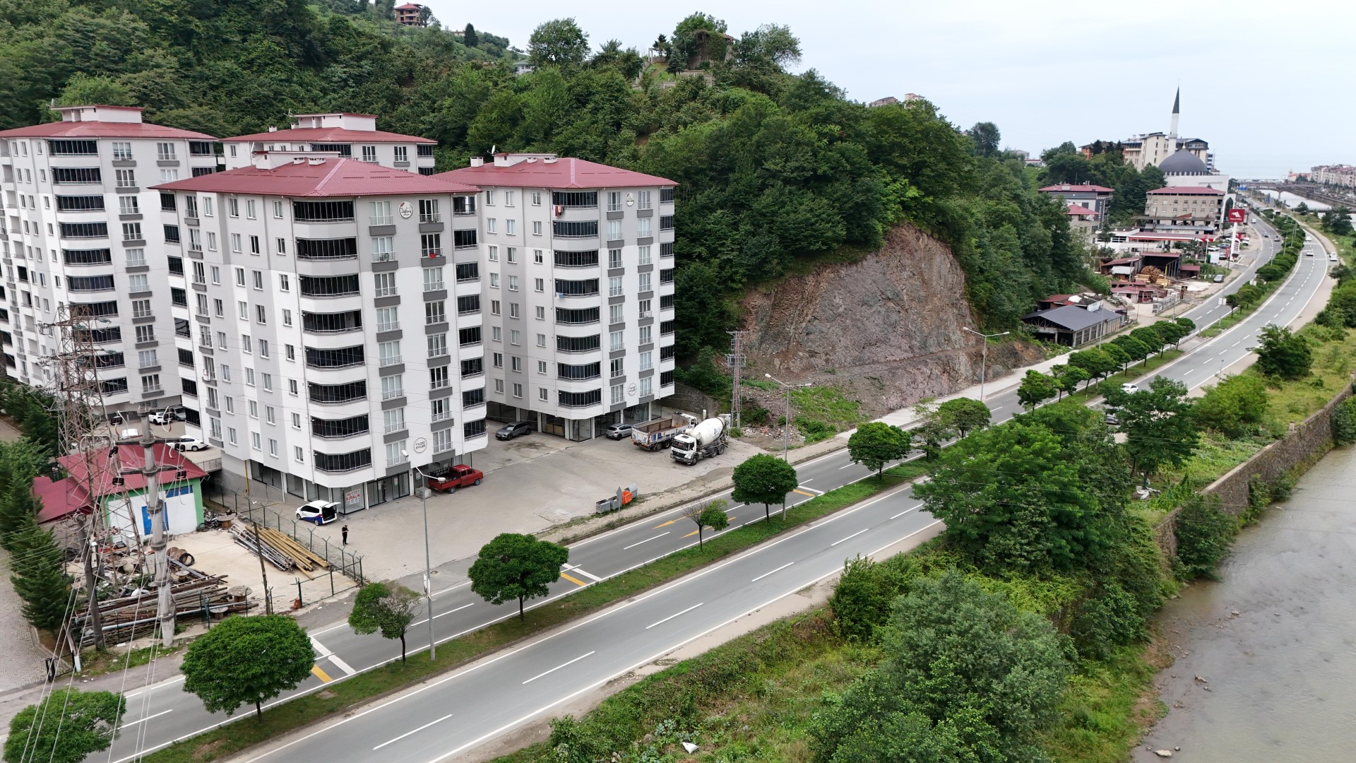 Kiralık İŞYERİ, Trabzon / OF / ÇAMLI MAHALLESİ