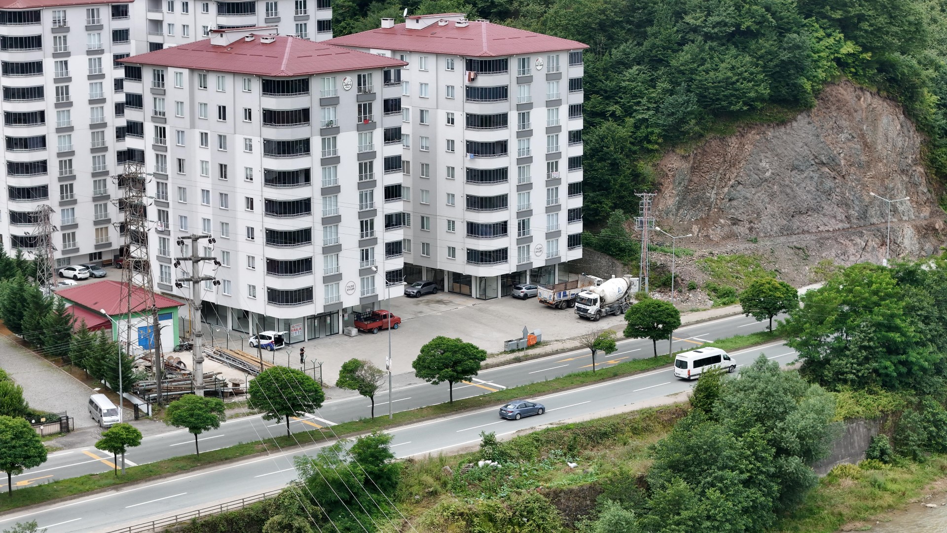 Kiralık İŞYERİ, Trabzon / OF / ÇAMLI MAHALLESİ