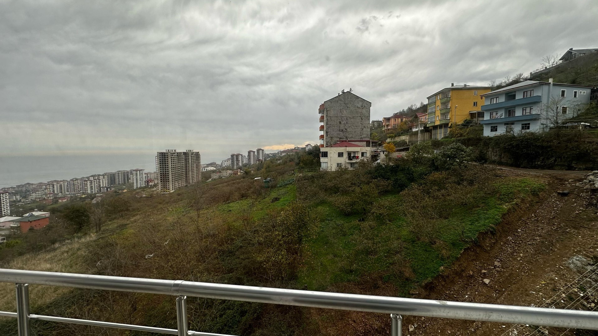 Satılık Daire, Trabzon / AKÇAABAT / SÖĞÜTLÜ MAHALLESİ