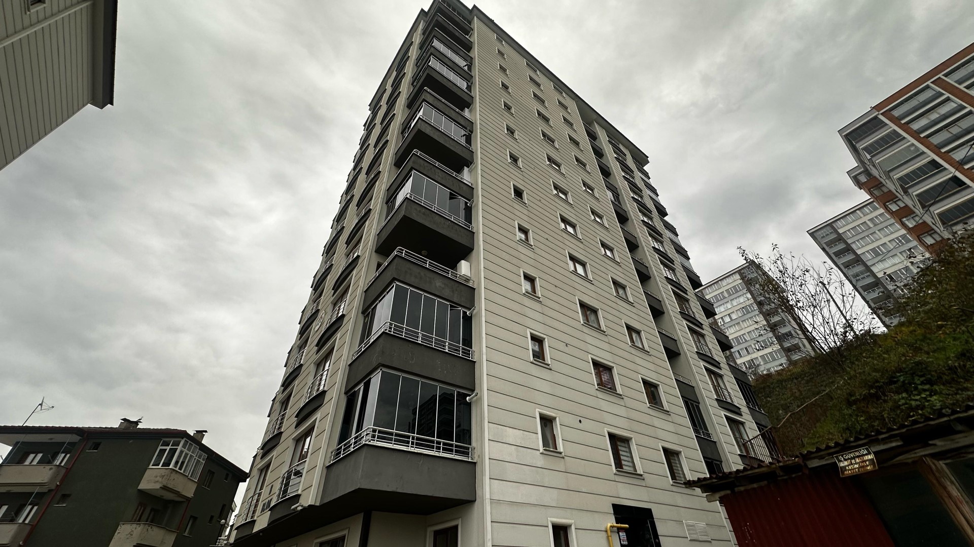 Satılık Daire, Trabzon / YOMRA / KAŞÜSTÜ MAHALLESİ