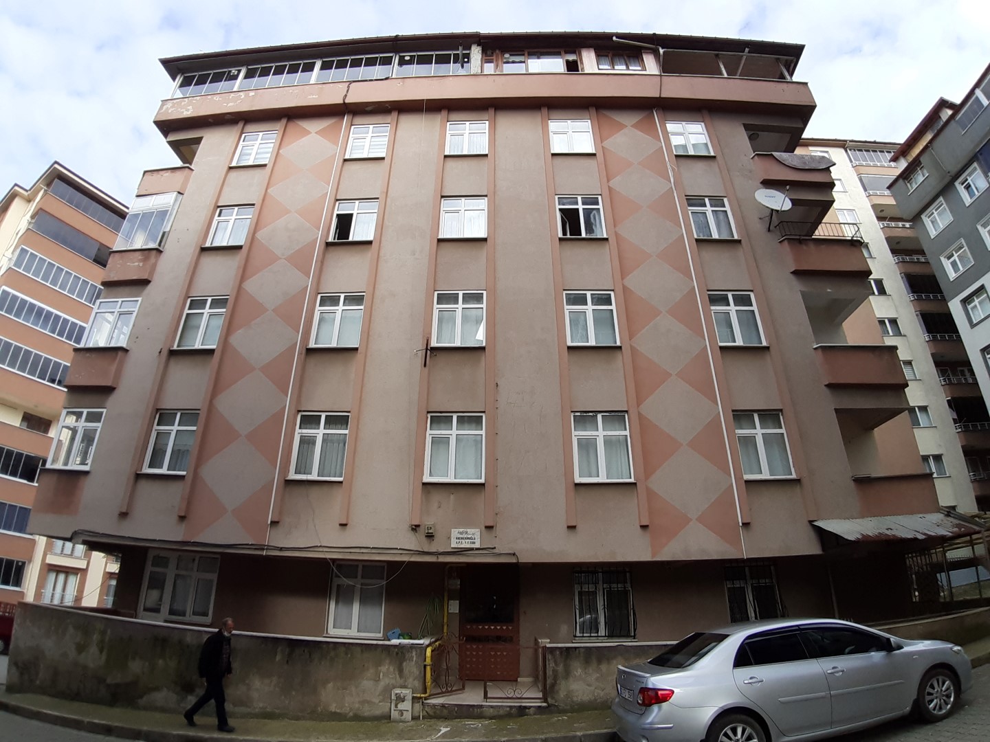 Kiralık Daire, Trabzon / OF / SULAKLI MAH.
