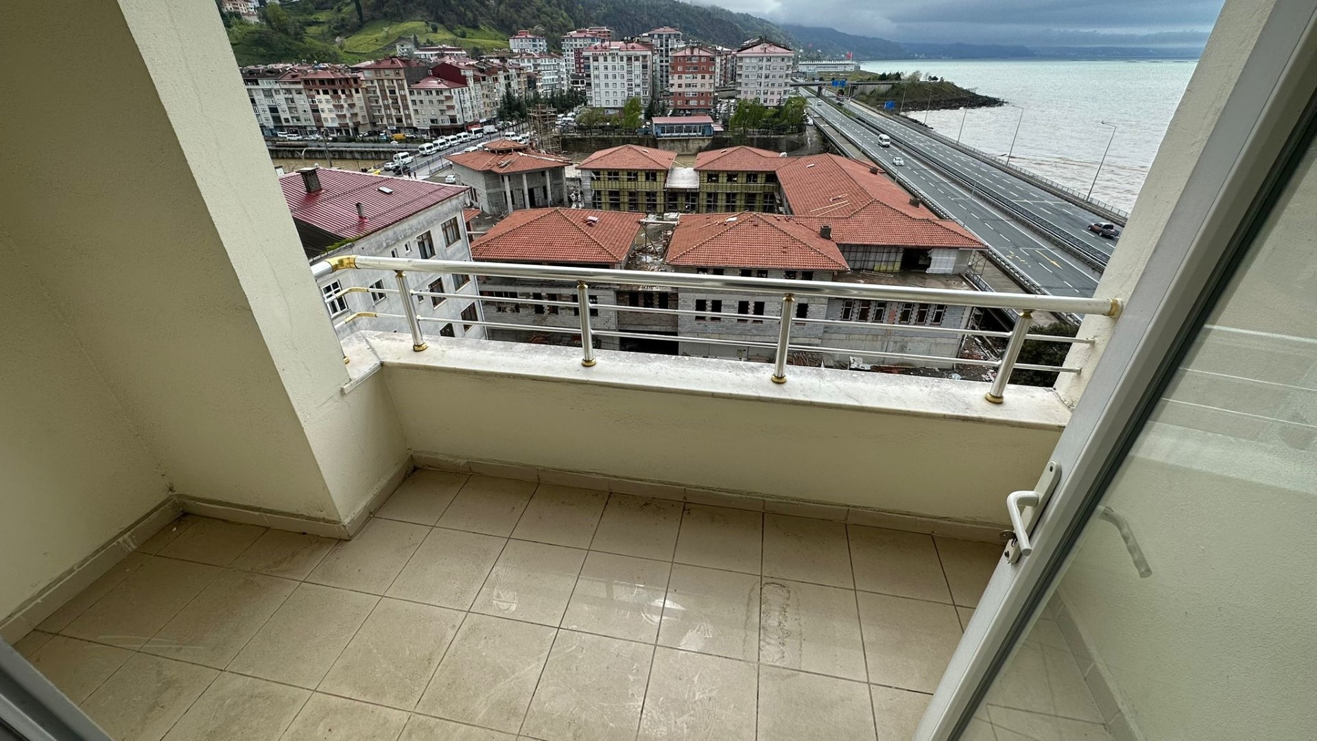 Kiralık Daire, Trabzon / OF / SULAKLI MAH.