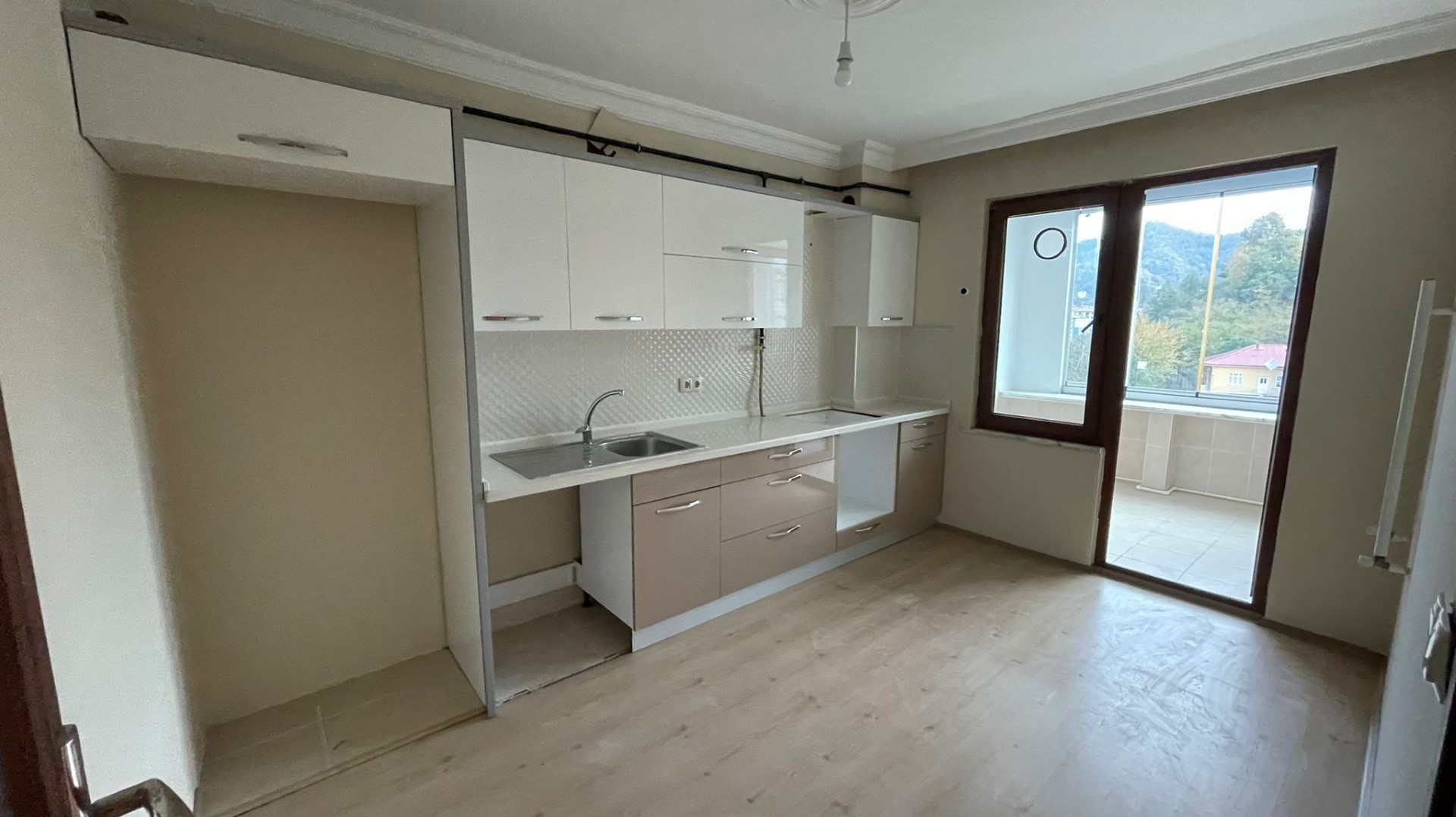 Kiralık Daire, Trabzon / OF / İRFANLI MAH.