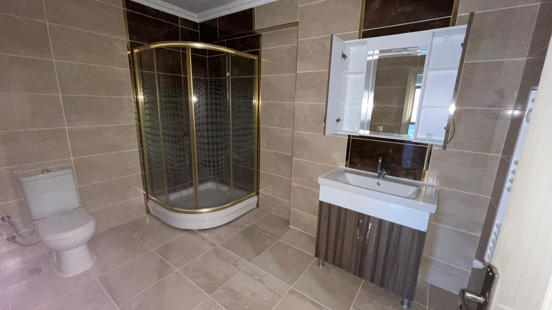Kiralık Daire, Trabzon / OF / CUMHURİYET MAH.