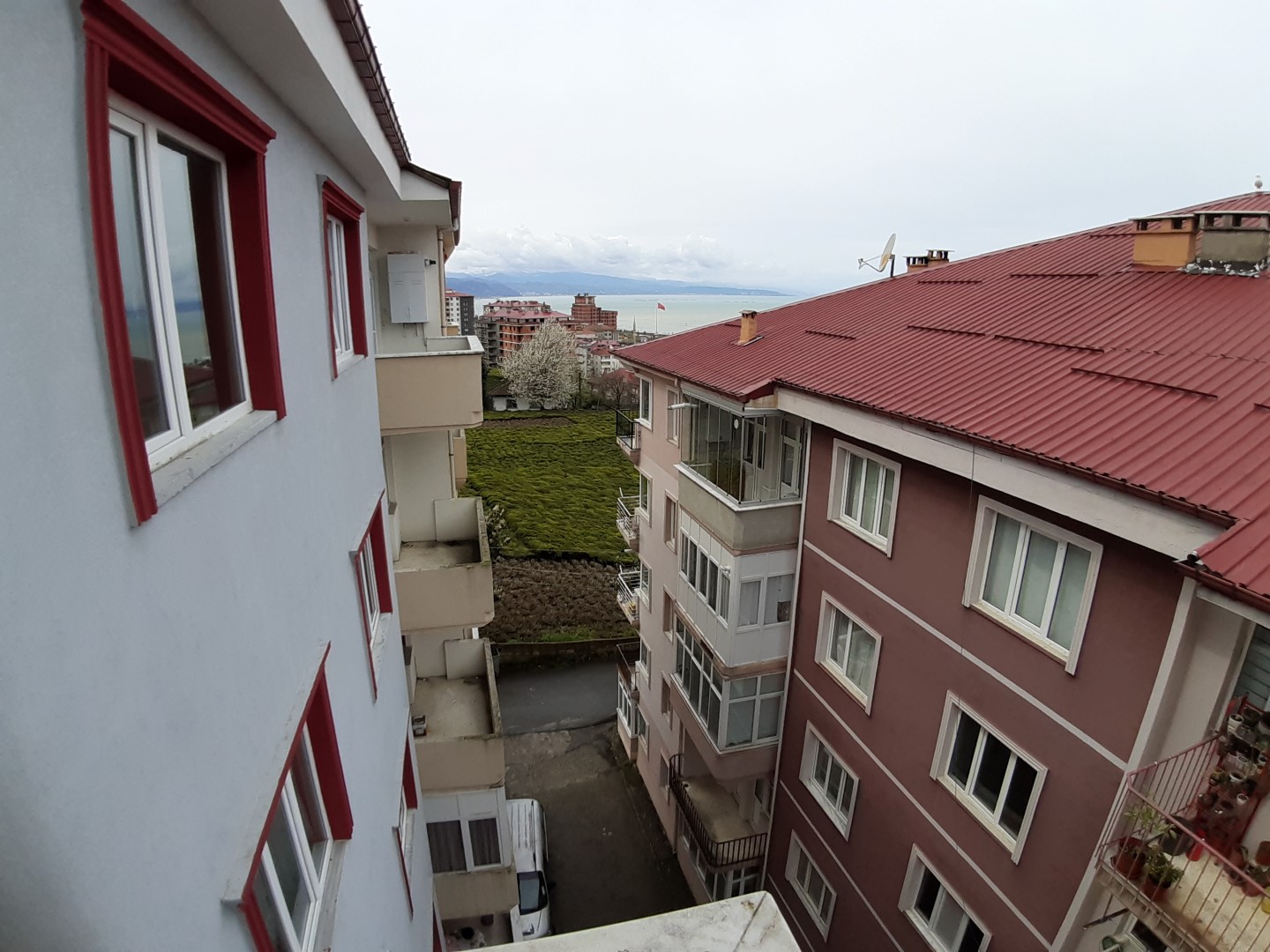 Kiralık Daire, Trabzon / OF / CUMHURİYET MAH.