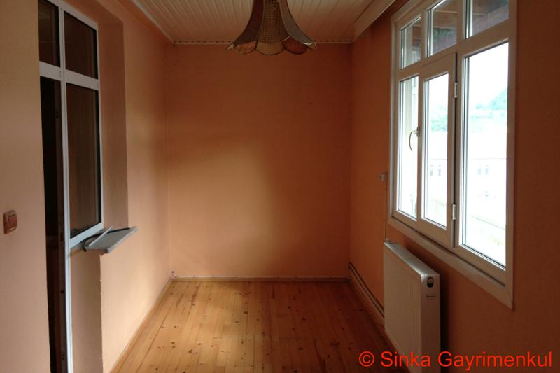 Kiralık Teras, Trabzon / MERKEZ / SOLAKLI MAH.