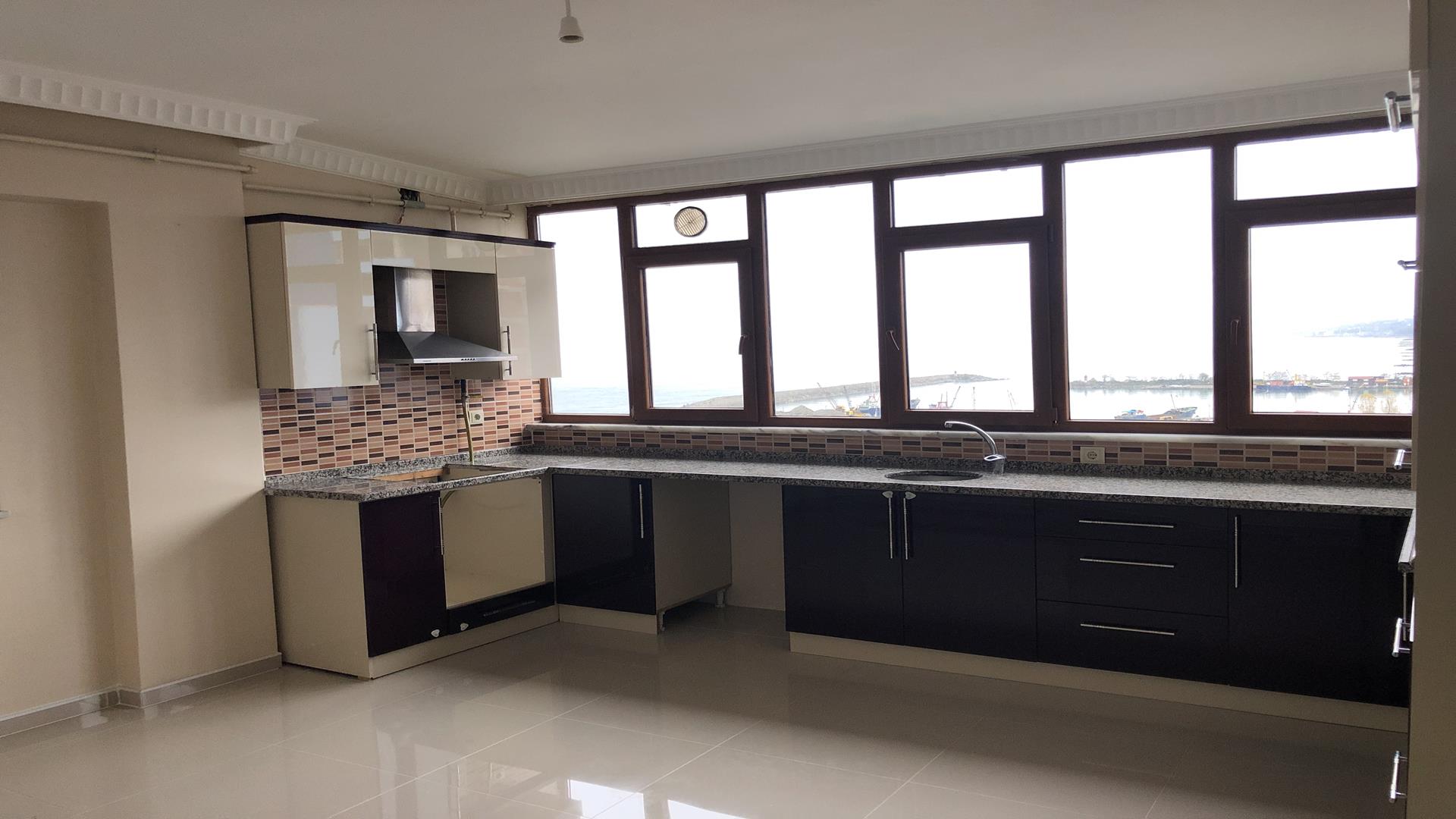 Kiralık Daire, Trabzon / MERKEZ / CUMHURİYET MAH.