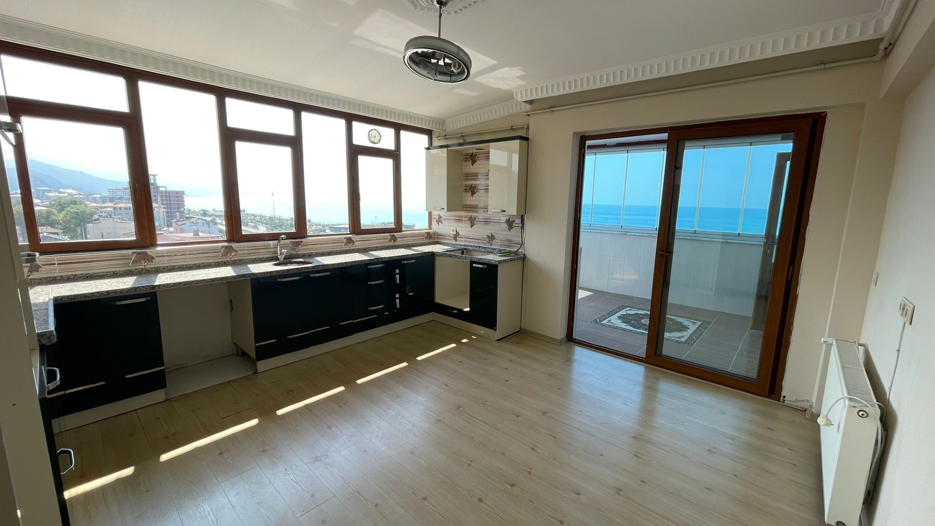 Satılık Daire, Trabzon / MERKEZ / CUMHURİYET MAH.