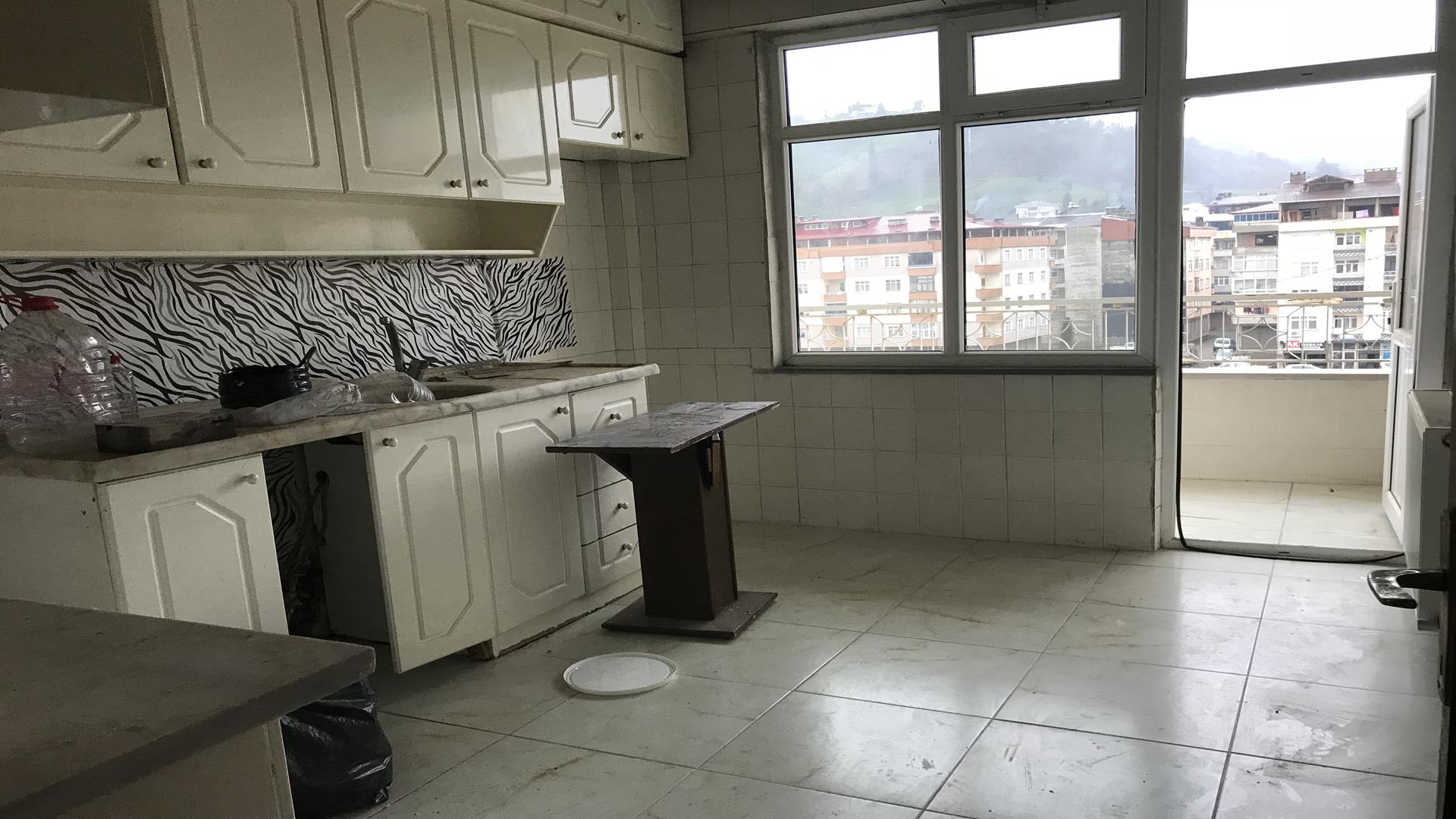 Kiralık Daire, Trabzon / OF / SULAKLI MAH.