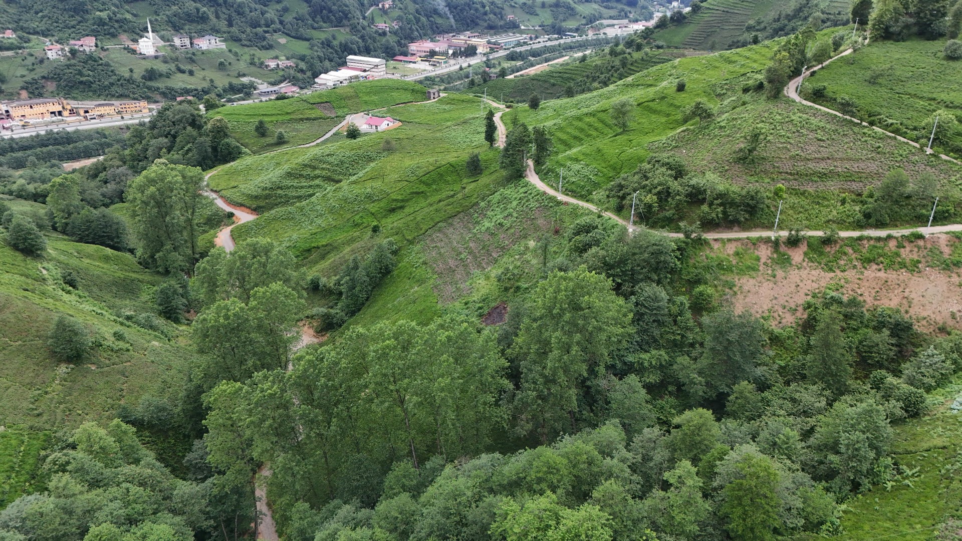 Satılık Trabzon / OF / YEMİŞALAN KÖYÜ