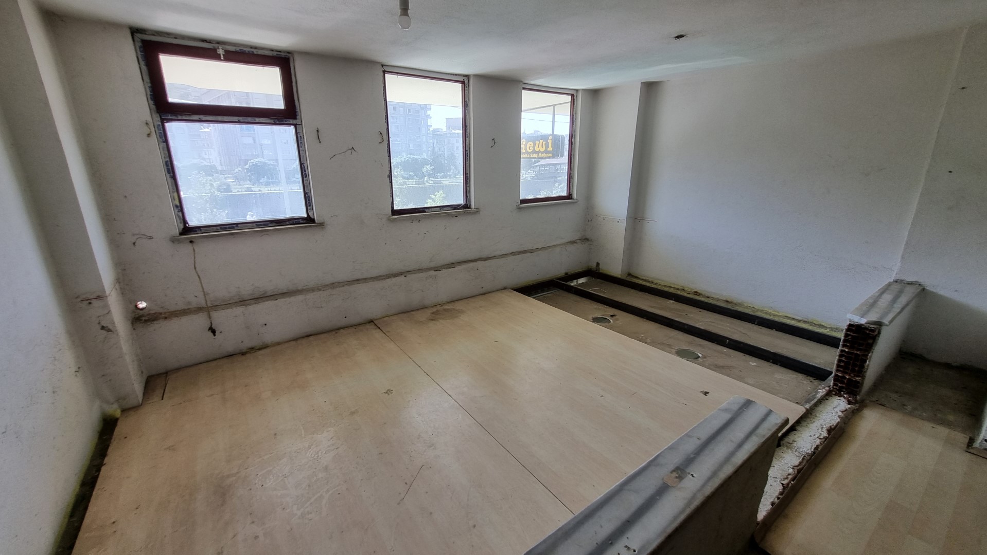 Kiralık İŞYERİ, Trabzon / OF / SULAKLI MAHALLESİ