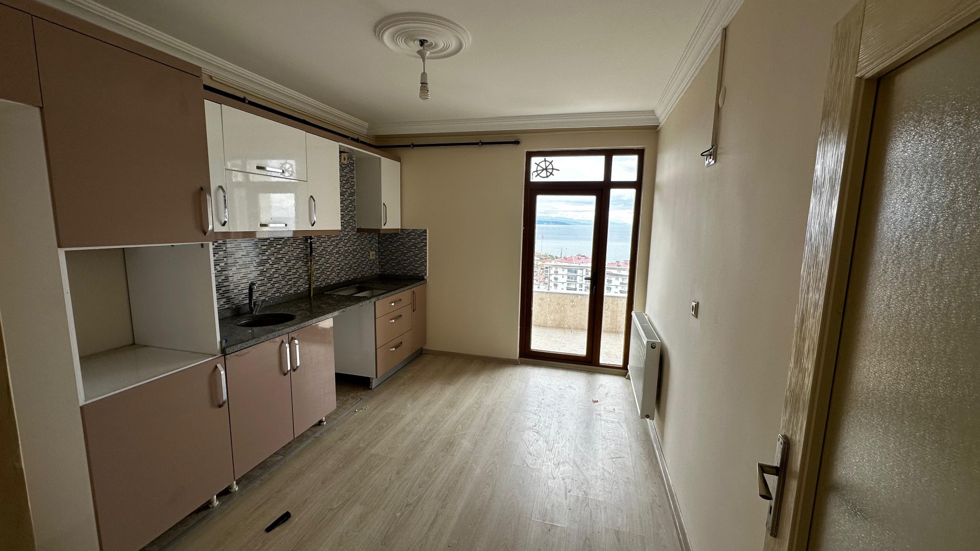 Kiralık Daire, Trabzon / OF / CUMHURİYET MAH.
