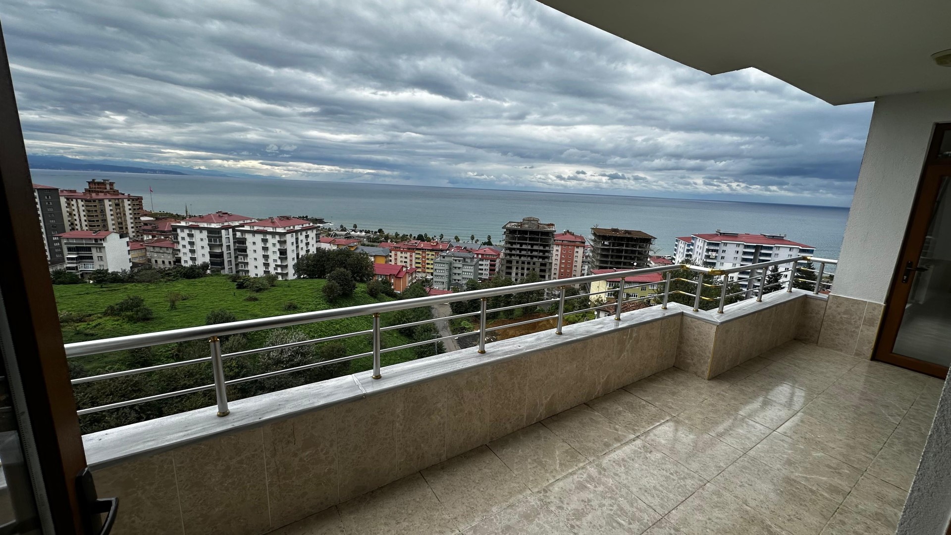 Kiralık Daire, Trabzon / OF / CUMHURİYET MAH.
