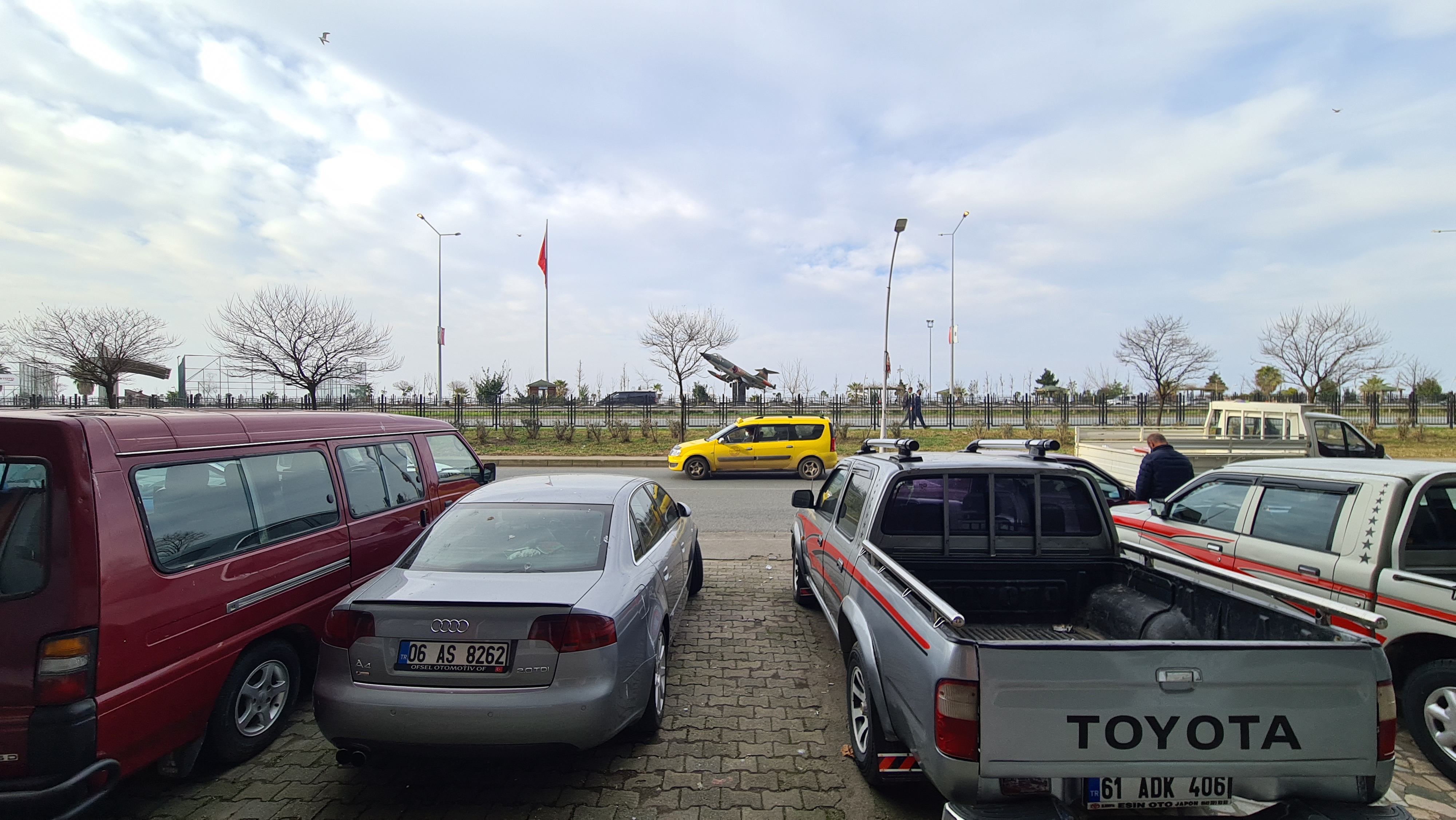 Kiralık İŞYERİ, Trabzon / OF / SULAKLI MAH.