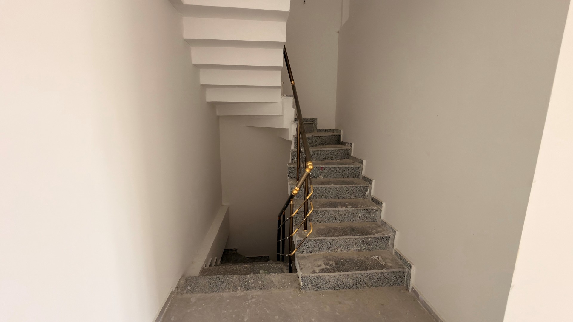 Kiralık İŞYERİ, Trabzon / OF / İRFANLI MAHALLESİ
